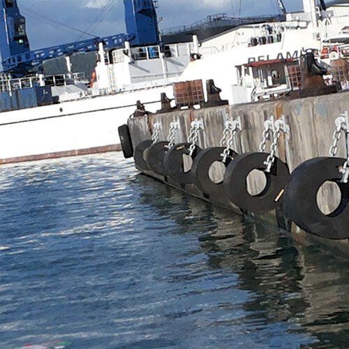 trường hợp công ty mới nhất về Đen hình trụ Marine Fenders bền cho tác động cao và bảo trì thấp