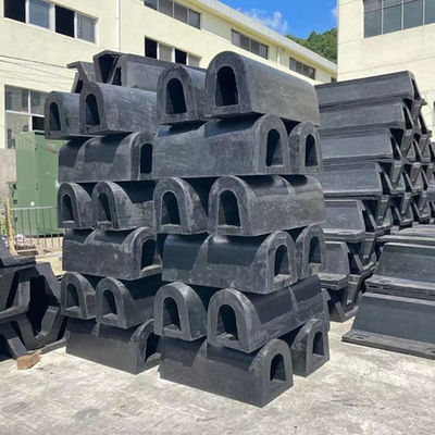 PIANC Tiêu chuẩn D Tấm chắn cao su Loại D Bộ đệm chống đỡ hạng nặng cho thuyền