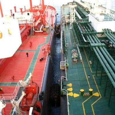Hình trụ Iso17357 Dock Cao su Fender Màu đen 80kpa Marine Dock Bumpers