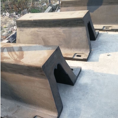 Chắn bùn cao su hình chữ V Marine để bảo vệ thuyền