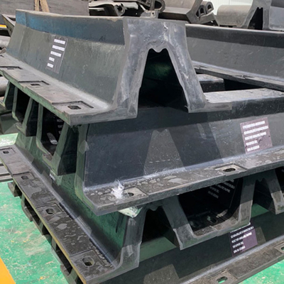 DNV tùy chỉnh kiểu V Fender Marine Dock Rubber Boat Fenders Bumper