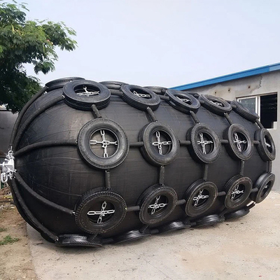 Tàu biển 50kPa Tấm chắn bùn cao su khí nén có lốp và dây xích Bảo vệ tàu Dock