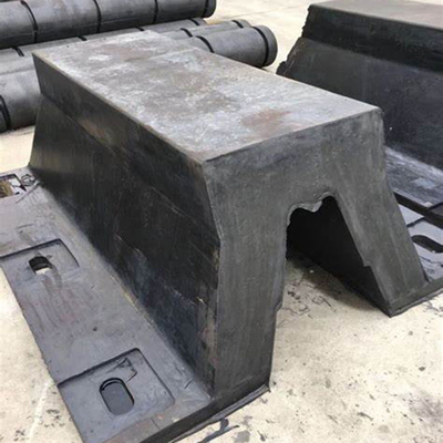 Cấu trúc biển Bảo vệ Thuyền cao su Chắn bùn hình chữ V