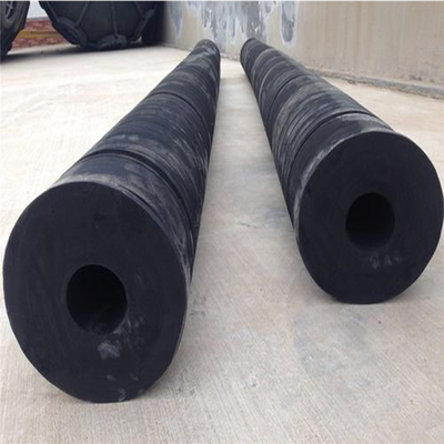 NR Lưỡi liềm Marine Fenders hấp thụ năng lượng bền Pianc 600x1200 cao su