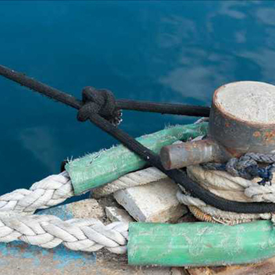 An toàn đáng tin cậy Mooring Bollards Tàu đóng tàu đảm bảo sức mạnh vượt trội độ bền