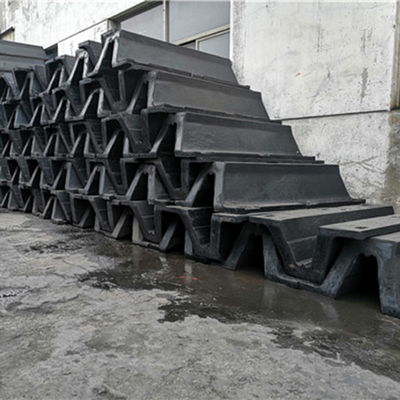 Flexible Marine Arch Rubber Fender V Fenders Arch Rubber Fender Độ dài cao