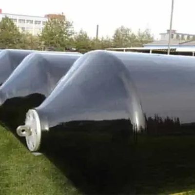 2x4m Floating Foam Fender With Chain Net 70kg/M3 mật độ 19mm Độ dày polyurea