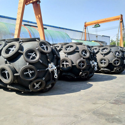 50kpa 80kpa Pneumatic Rubber Fender Marine Rubber Fenders Tiêu chuẩn ISO17357