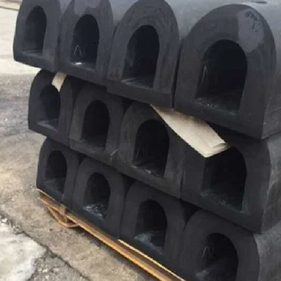 Dock Rubber Fender Vật liệu thân thiện với môi trường Bơm cho các cảng xử lý hàng hóa lớn