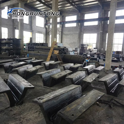 CCS Marine Natural Rubber Arch V Type Fender cho tàu đến bến cảng