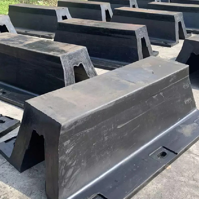 Super Arch Marine cao su loại V Fender và Dock Bumper cho nhà máy đóng tàu