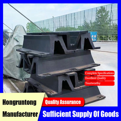 Loại V Dock Bumper Khả năng chống va chạm mạnh Khả năng bền lâu dễ cài đặt