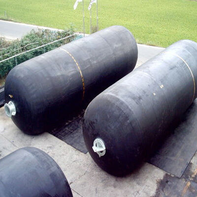 Hiệu suất hấp thụ cú sốc Máy bảo vệ thuyền đáng tin cậy Bảo vệ thân tàu Bảo trì thấp