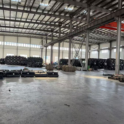 Yokohama cao su Fender Heavy Duty Floating Design Bảo trì thấp cho các ứng dụng hàng hải